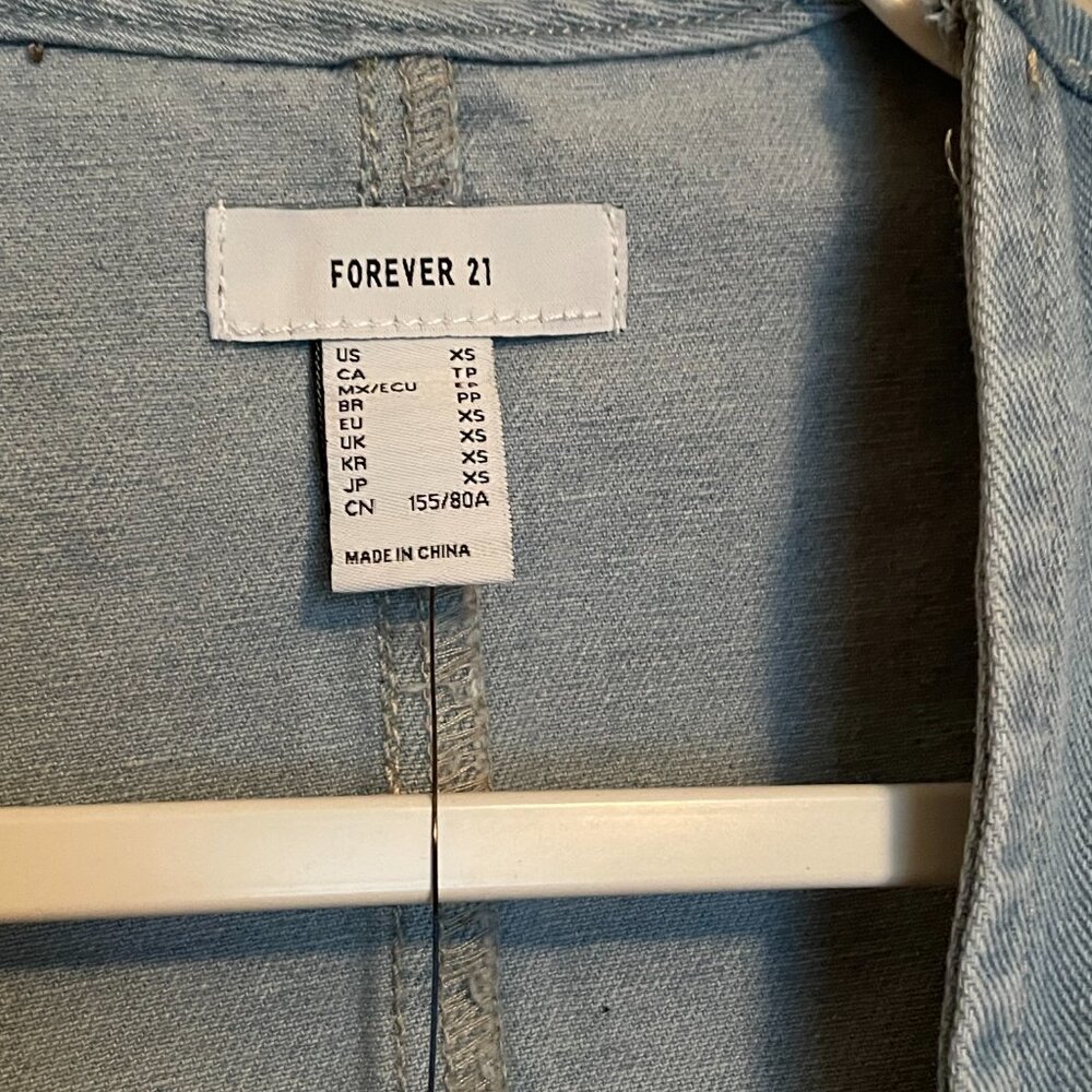Forever 21, XS, Light Wash Denim Vest - Picture 4 of 9